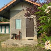 Bungalow with Fan