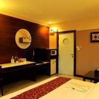 Room #17654018