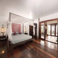 Villa with Sea View