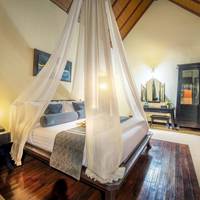 Emerald Suite