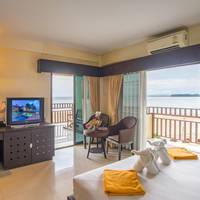 Beach Front Double Room - First Building