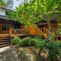 Chalet Family 