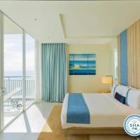 King Suite with Ocean View
