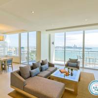 Premium King Suite with Ocean View