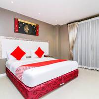 Deluxe Double Room with Pool Access