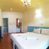 King Room with Spa Bath