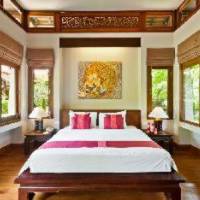 Room #17647428