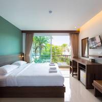 Deluxe Double or Twin Room with Pool View