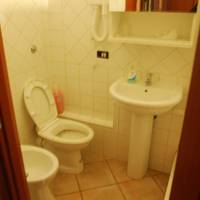 Twin Room (Via Teobaldi, 2)
