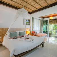 Deluxe King Cottage