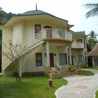 Villa with Sea View