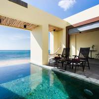 Villa - Beach Front