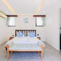 Pool view room