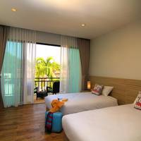 Superior Twin Room with Pool View
