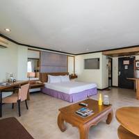 Deluxe Room with Sea View