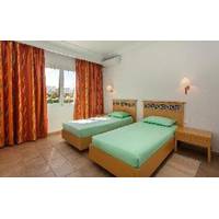 Room #4208915
