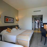 Triple Room with Sea View