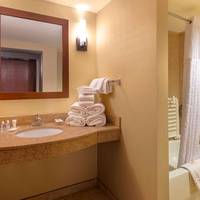 King Suite with Living Room - Accessible/Non-Smoking