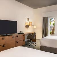Double Room with Two Double Beds - Pool Side