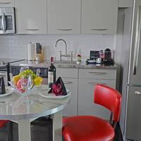 One-Bedroom Suite with Kitchen