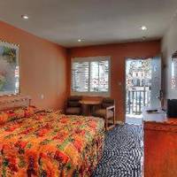 Room #18078009