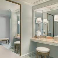 Grand Deluxe Room