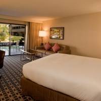King Room - Pool Side (No Resort Fees)