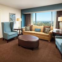 Family Suite 2 bathrooms, M Club lounge access, 1 King 