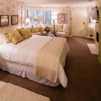 Deluxe Queen Room with Two Queen Beds - Main Inn