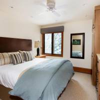 Deluxe Two-Bedroom Apartment