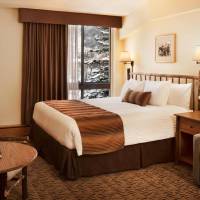 King Room with Mountain View