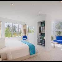 Room #18063036