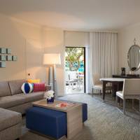 One King Bedroom Island Suite 
