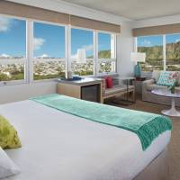 Diamond Head View Balcony, King