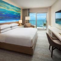 *Newly Renovated* Oceanfront King, Guest room, 1 King, Oceanfront