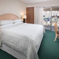 City View King, Guest room, 1 King, City view, Kaiulani Wing