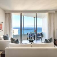 Trump Executive One Bedroom plus Den Ocean View Suite