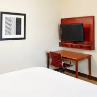 Wellness Suite, 1 Bedroom Suite, 1 King, City view