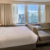 Queen Room - Disability Access Landmark View