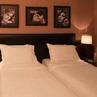Room #2775209