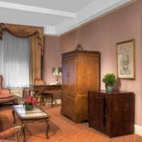 Room #5593617