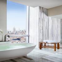 Landmark Sunset Penthouse