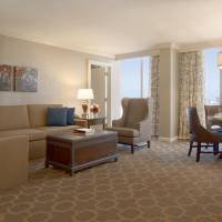 One-Bedroom King Suite