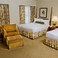 Deluxe Queen Room with Two Queen Beds