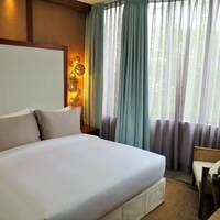 Corner Suite Room 