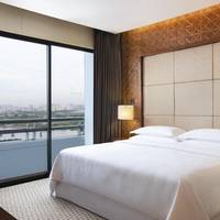 Grand Tower Suite, Club lounge access, 1 Bedroom Suite