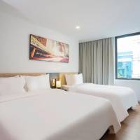 Family Suite with City View and Pool Access