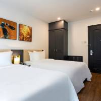 Deluxe Twin Room with Pool Access