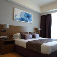 Executive Three-Bedroom Apartment (6 Adults)
