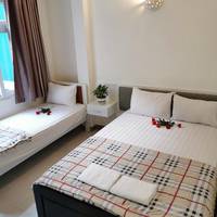 Deluxe Triple Room with City View